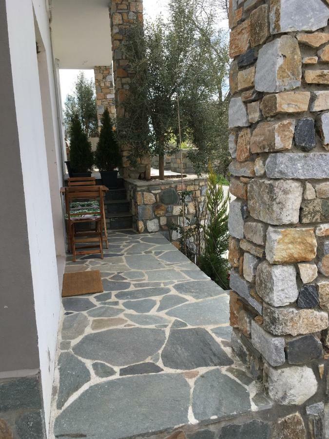 Joges Apartment Krinidhes Exterior photo